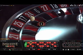 Immersive Roulette von Evolution Gaming - das Fallen der Kugel wird genau gezeigt