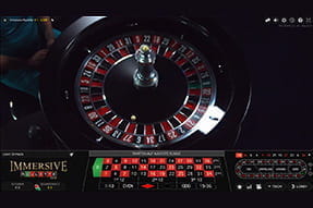 Das Fallen der Kugel wird beim immersive Roulette besonder celebriert