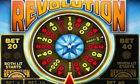 Das Logo des Slots Revolution mit einem Glücksrad und verschiedenen Wetteinsätzen.