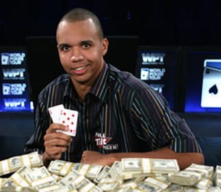 Phil Ivey am Pokertisch