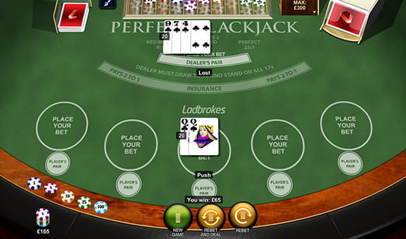 Die Spielfläche beim Perfect Pairs Blackjack von FELT.