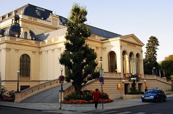 Fassade des Casino Baden