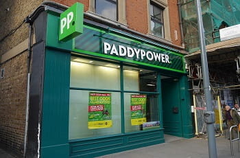 Eine Paddy Power-Filiale in London.