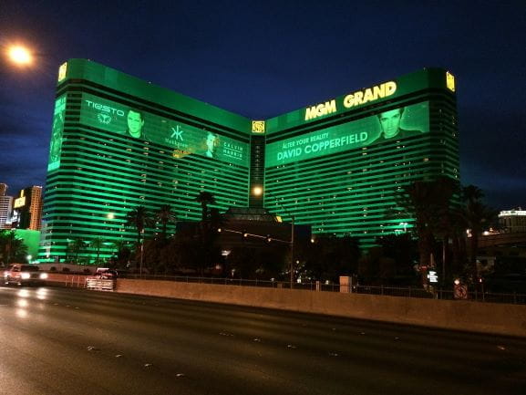 Das MGM Grand auf dem Las Vegas Strip bei Nacht.