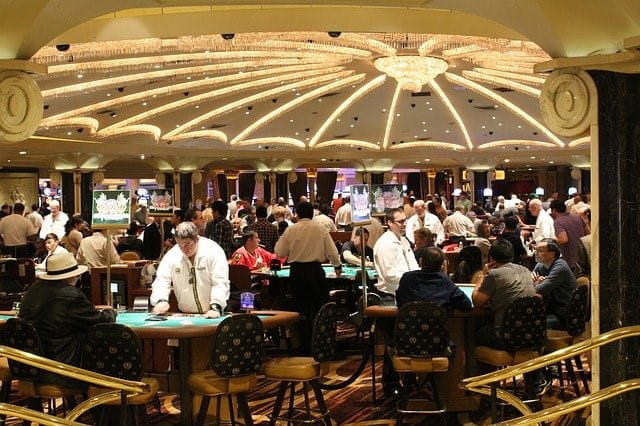 Pokerraum in einem Casino.