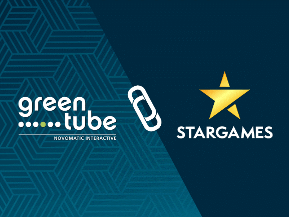 Die Logos von StarGames und Greentube verbunden mit einer Büroklammer.