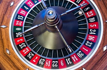 Das Roulette-Rad eines Casinos.